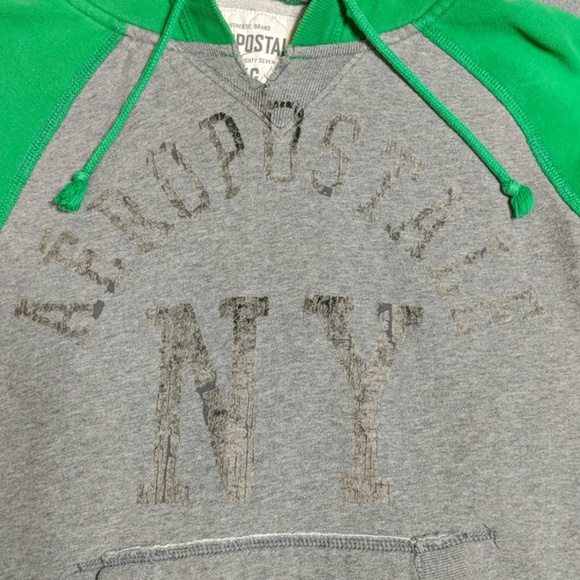 Lg Aeropostale hoodie - Picture 2 of 4